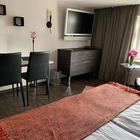 Neue Und Moderne Gaestewohnung Callenberg